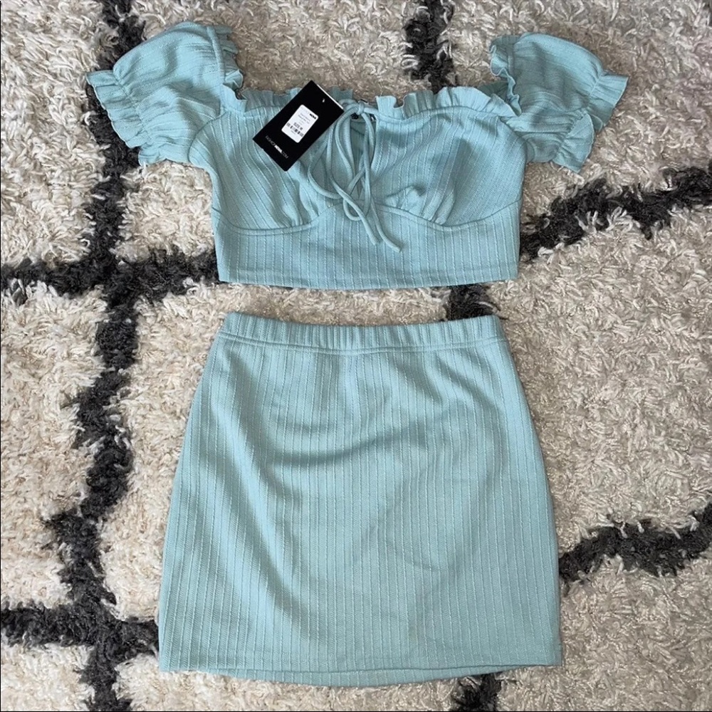 Pretty blue set
